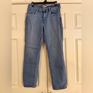 Levi's 505 Women's Straight-Leg Jeans in Washed Blue